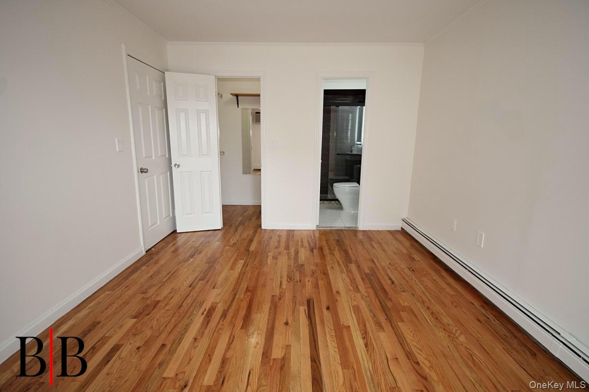 18 Cove Lane 7g Property Photo 15