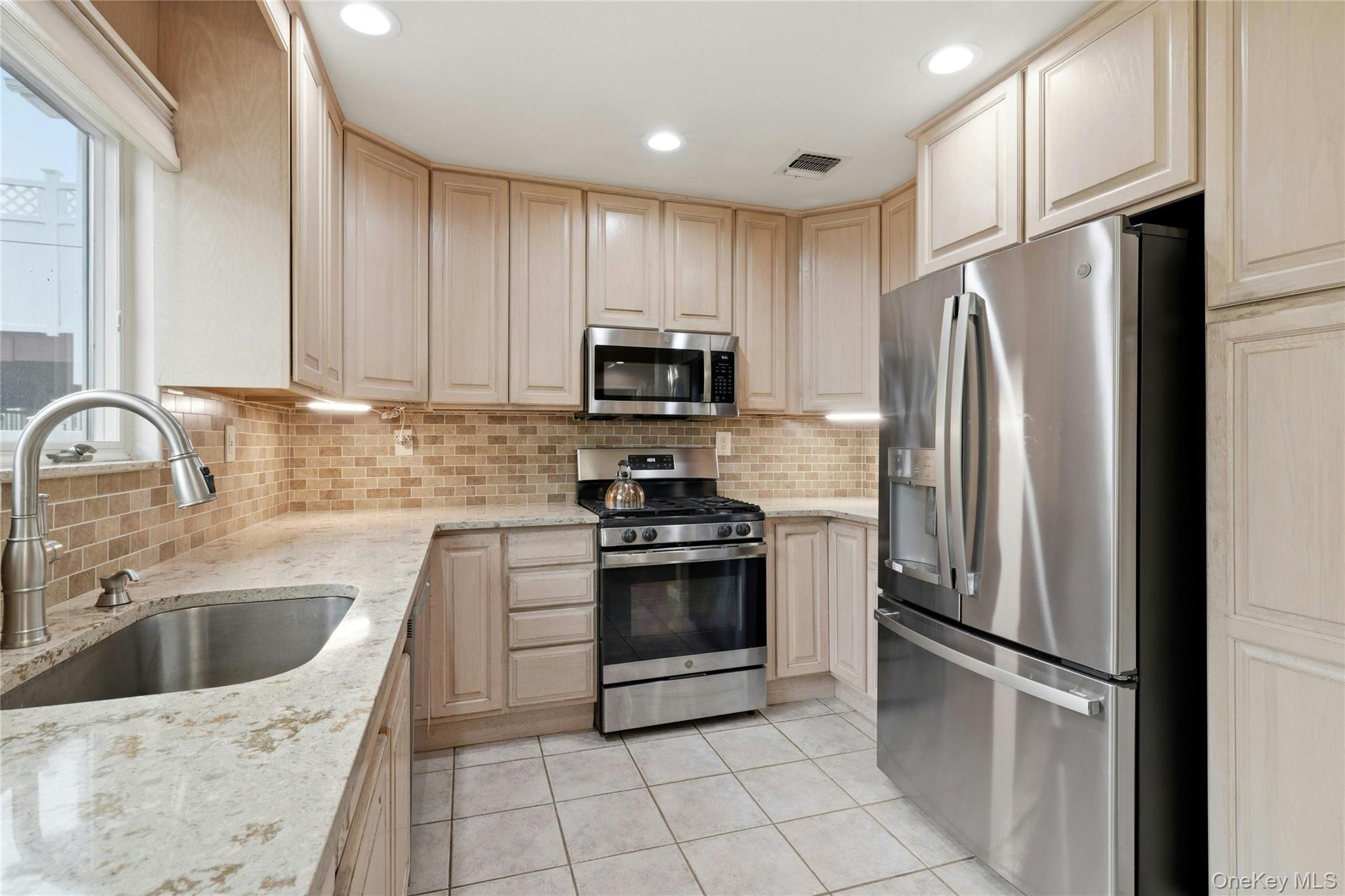 156-34 88th Street Property Photo 9