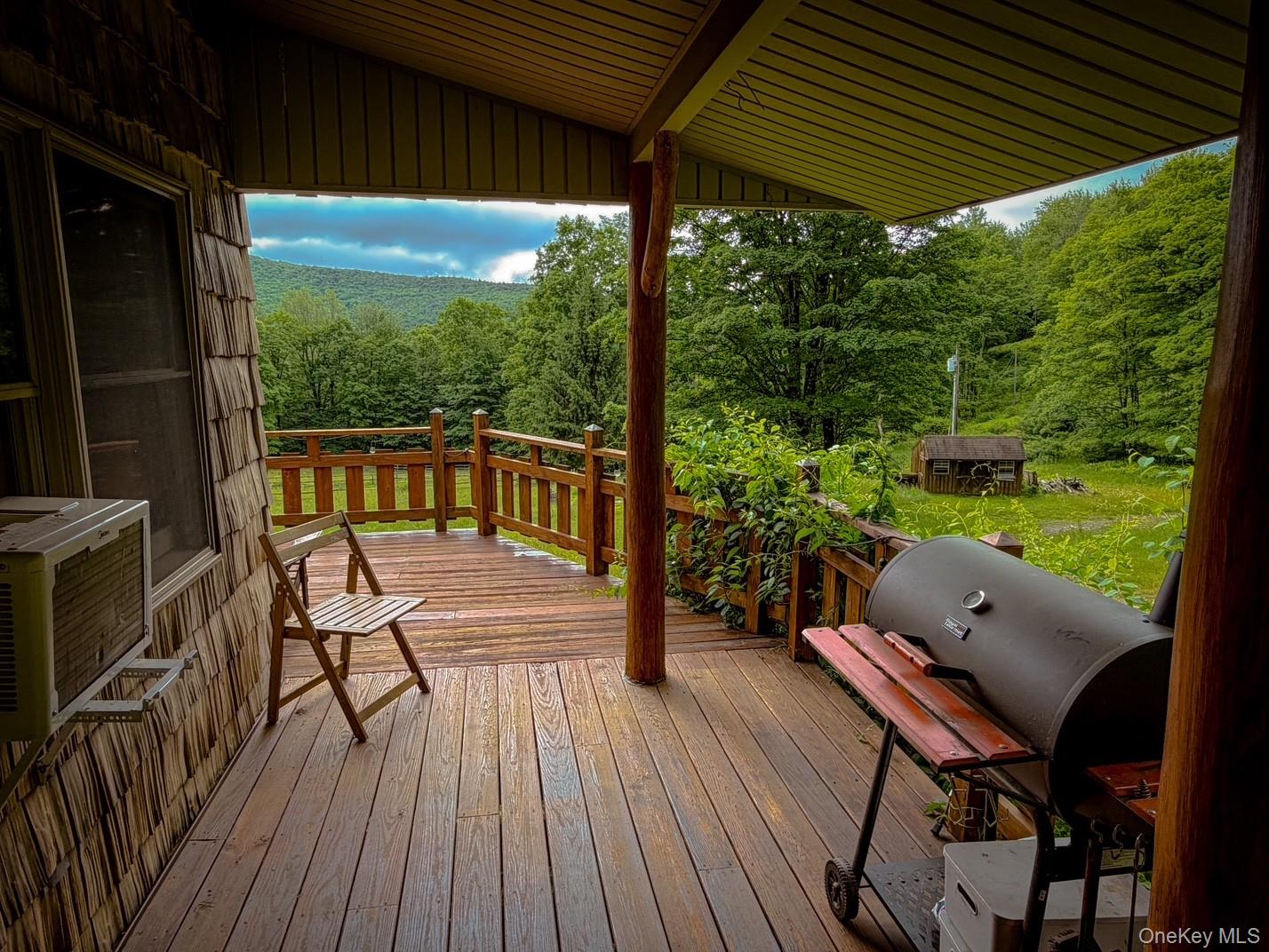385 Sundown Road Property Photo 6