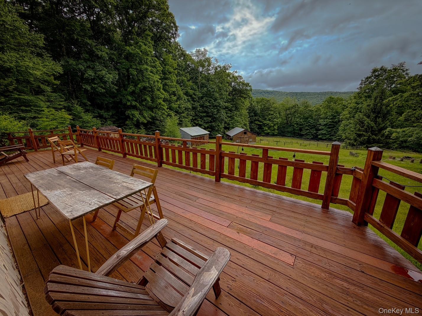 385 Sundown Road Property Photo 7