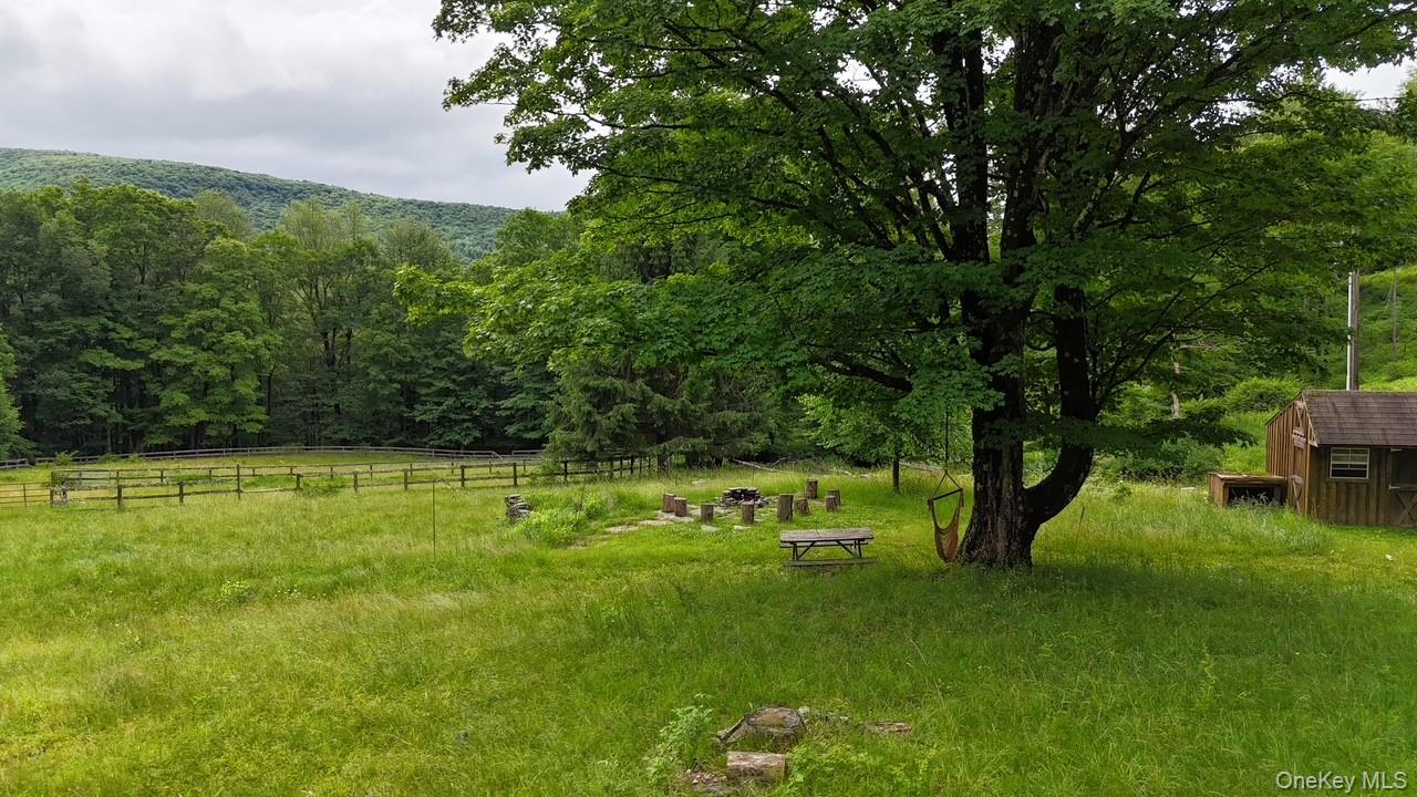 385 Sundown Road Property Photo 22