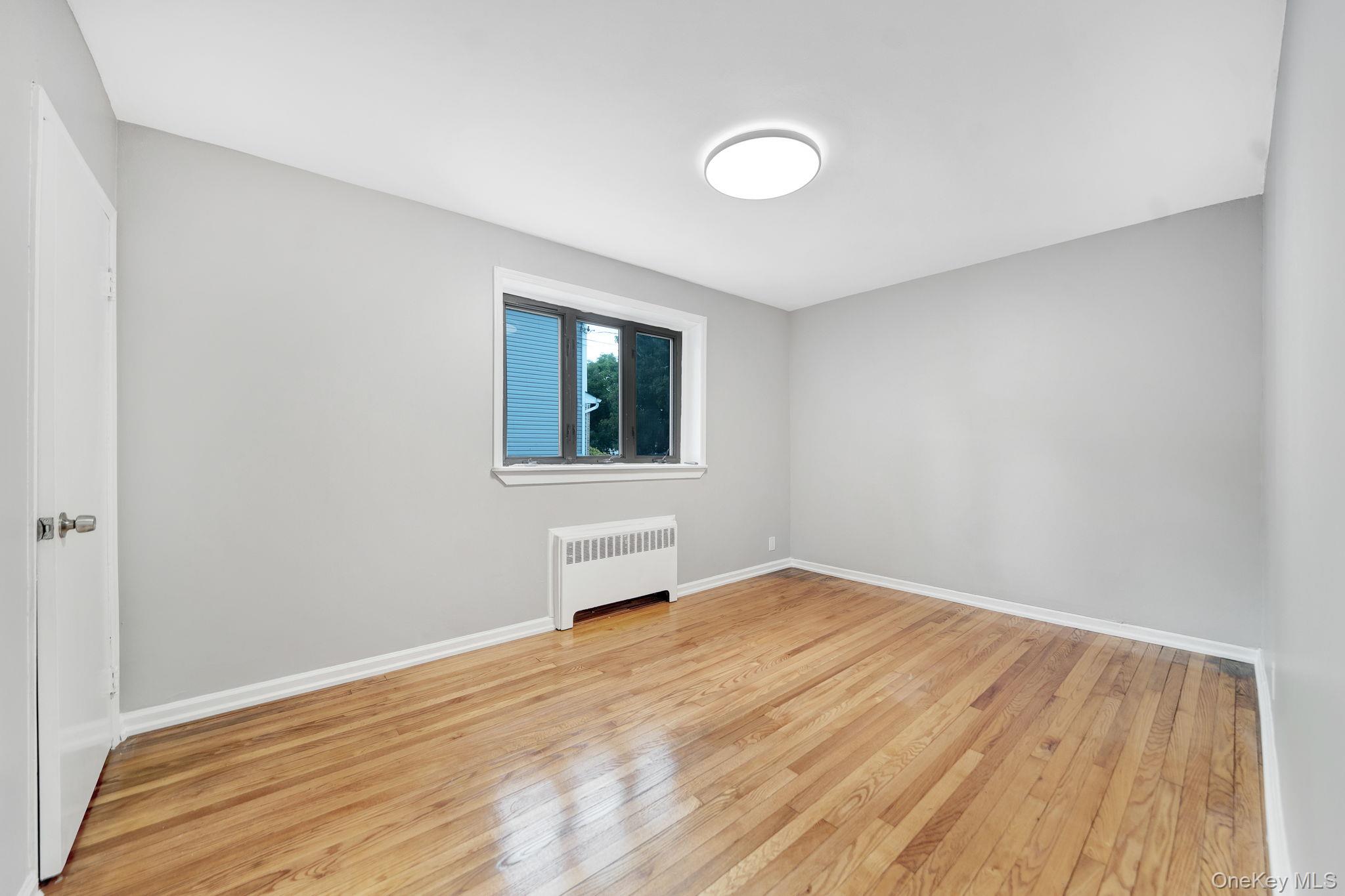 634 Leonard Avenue Property Photo 8