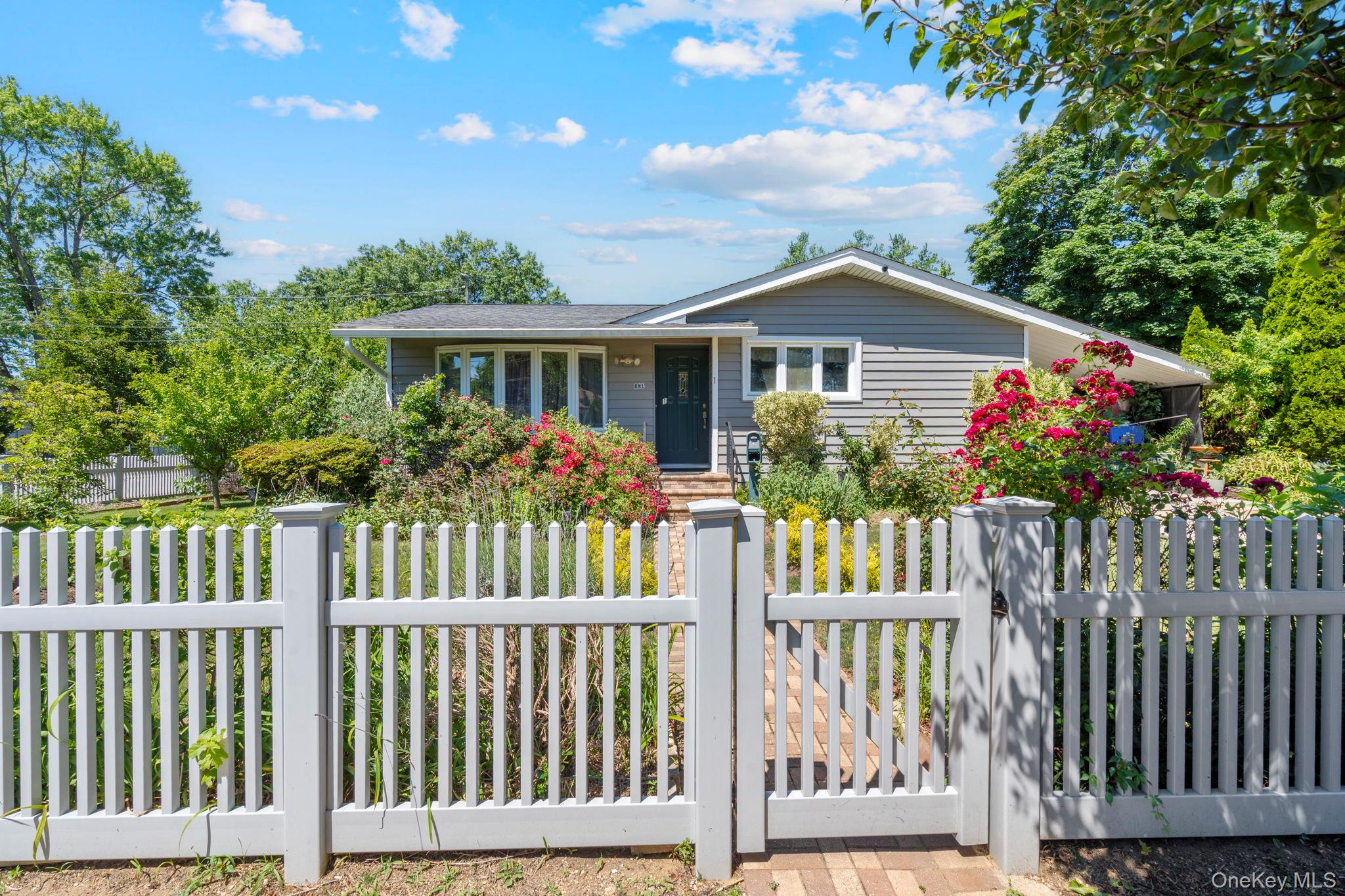 1 Hale Place Property Photo 1