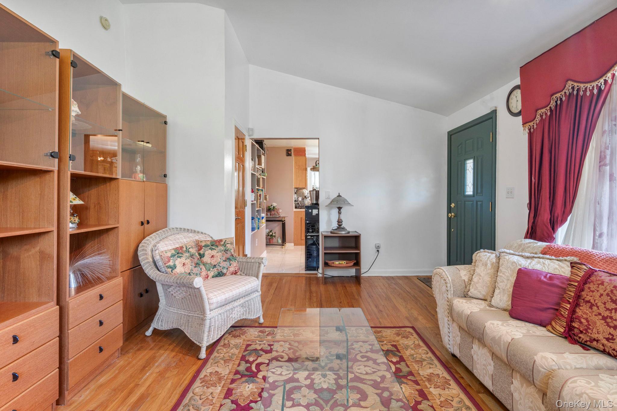 1 Hale Place Property Photo 7