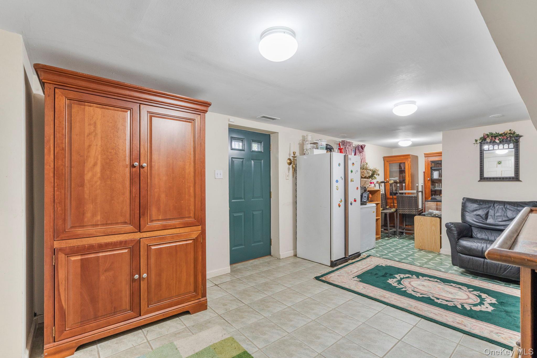 1 Hale Place Property Photo 16