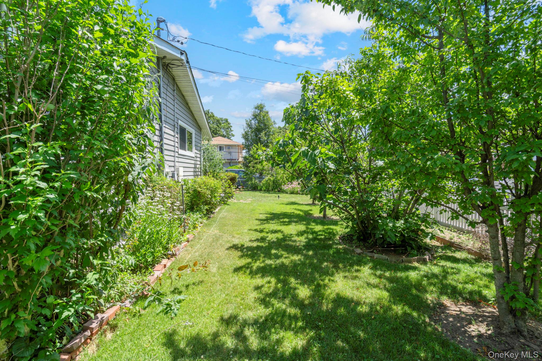 1 Hale Place Property Photo 25
