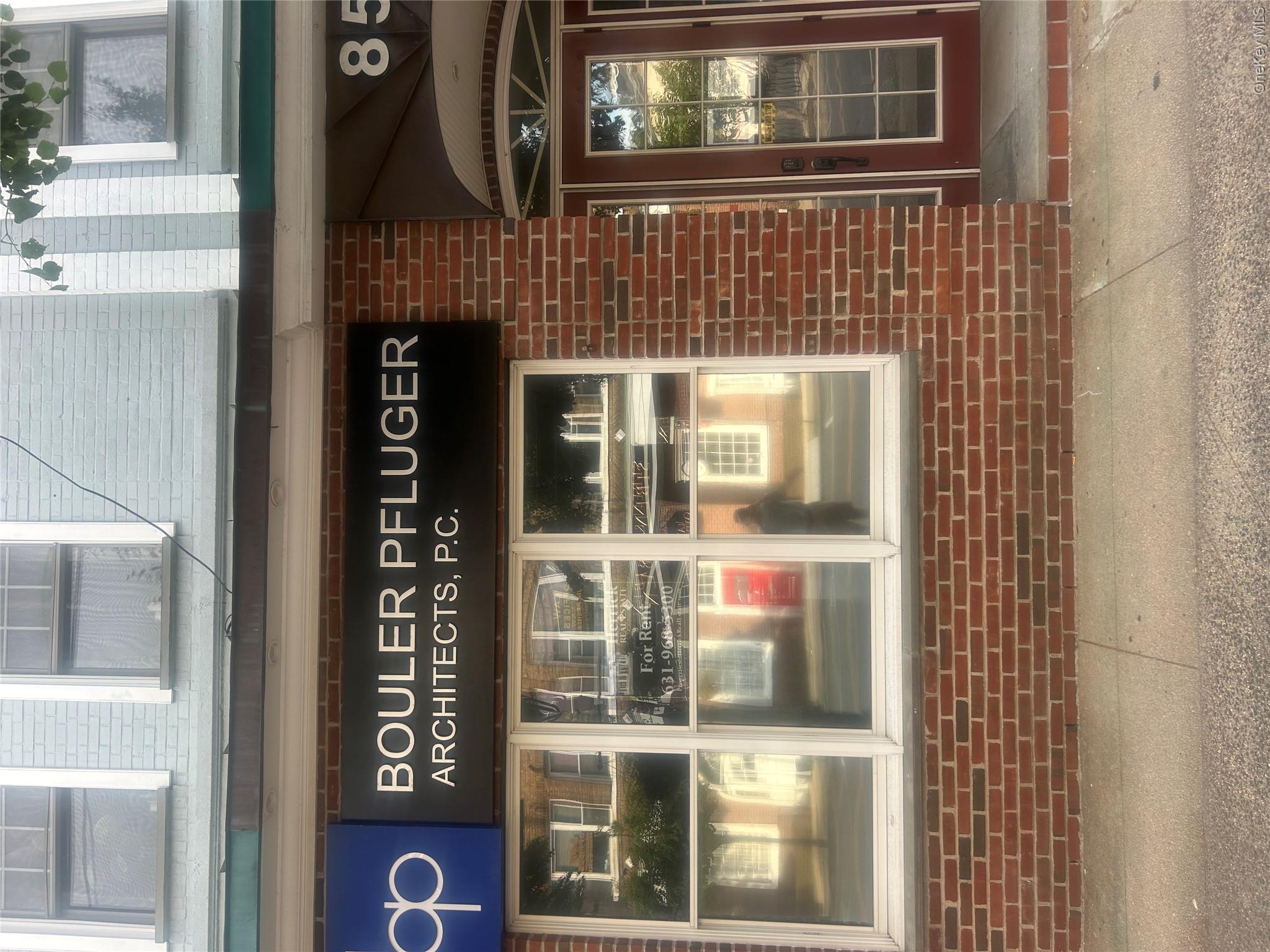 85 E Main Street Property Photo 1