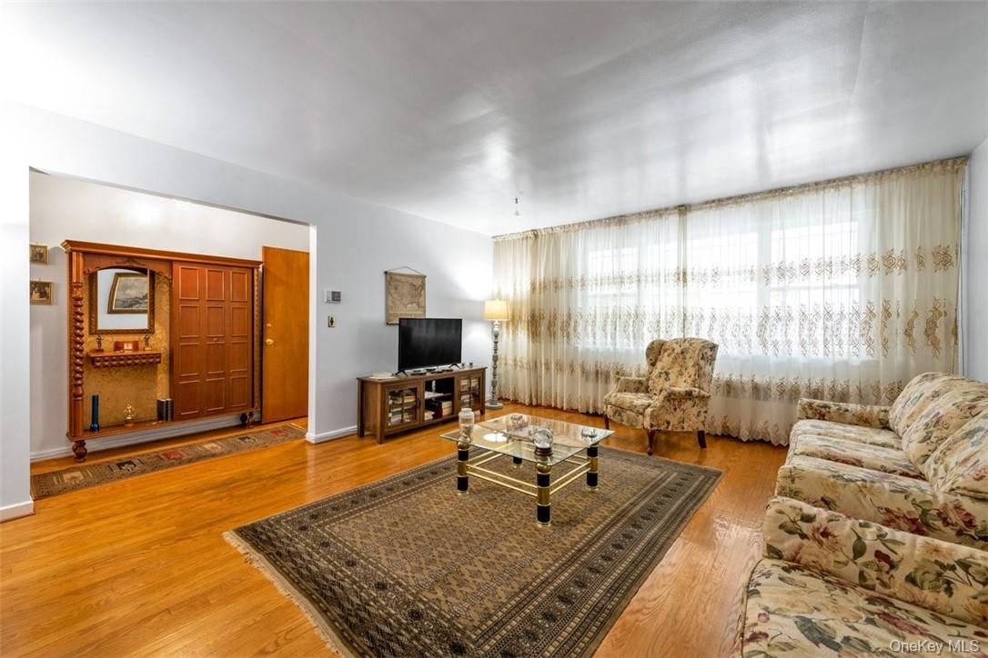 1201 Neill Avenue Property Photo 4