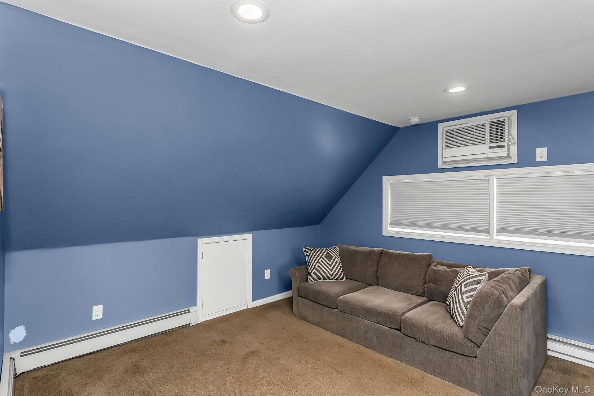 9 Deep Lane Property Photo 21