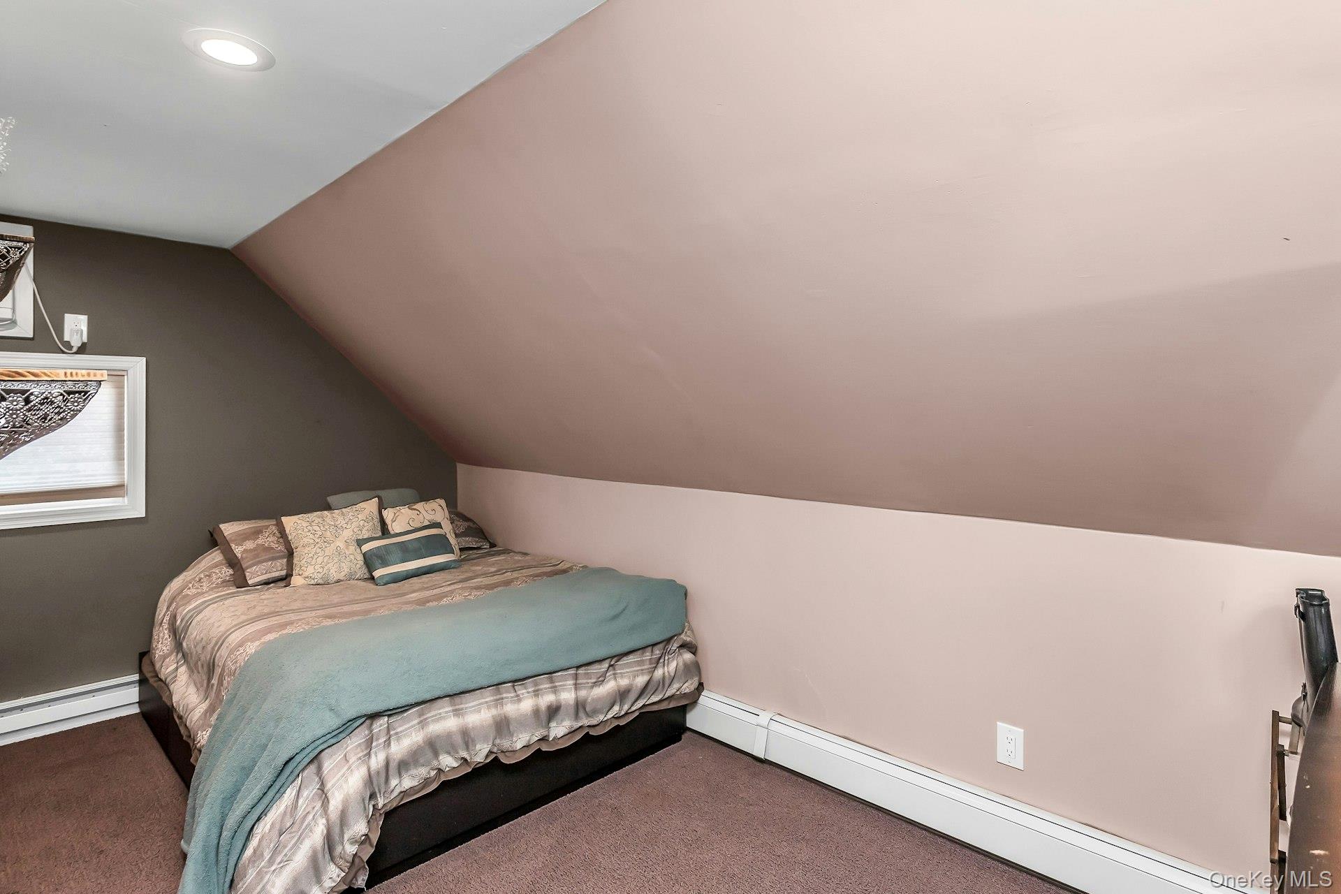 9 Deep Lane Property Photo 23