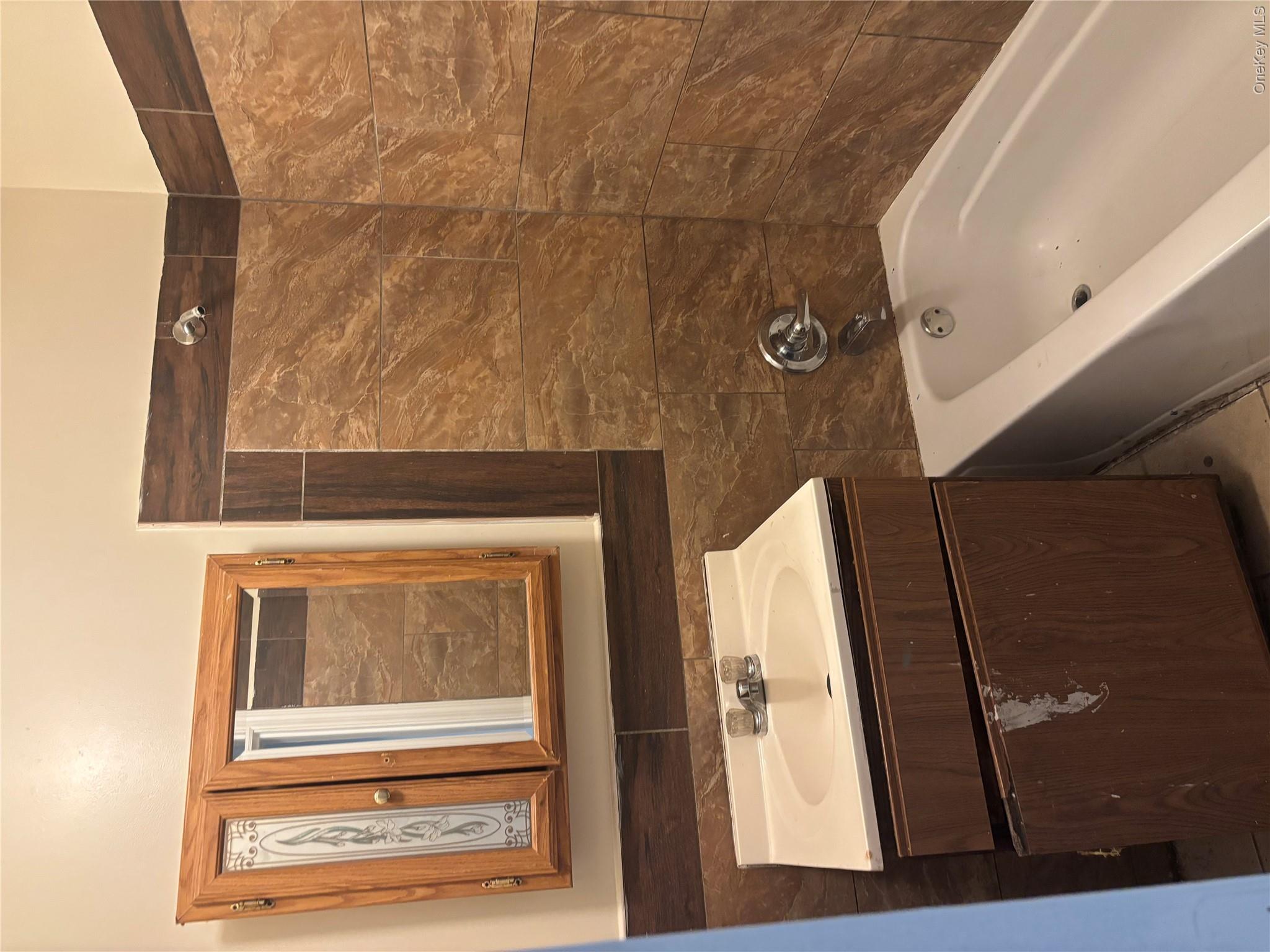 204 South Street Property Photo 5