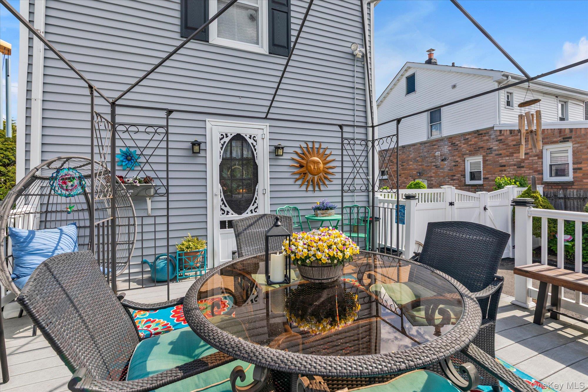 348 Hendrickson Avenue Property Photo 16