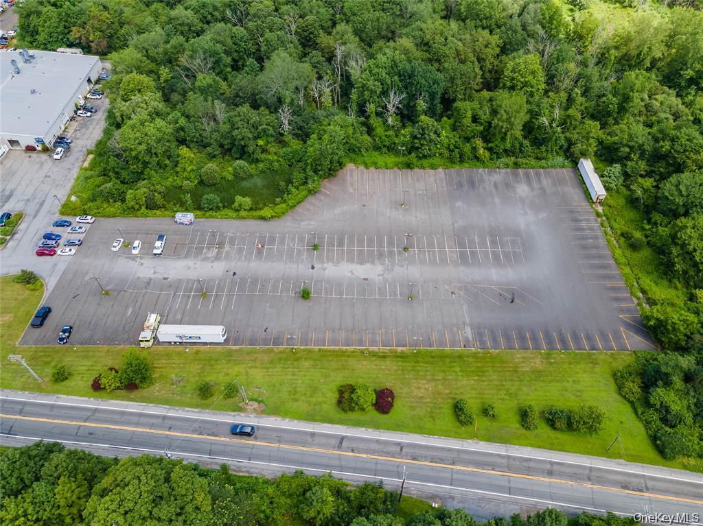 320 State Route 17m Parking Lot Property Photo 5