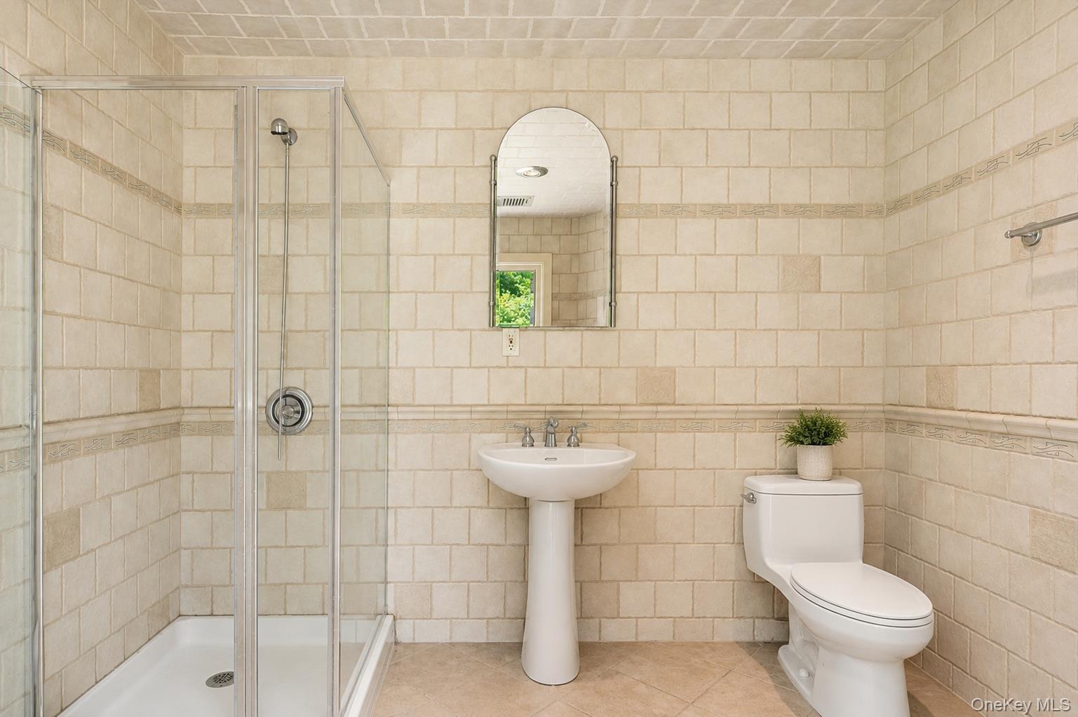 1319 Auerbach Avenue Property Photo 24