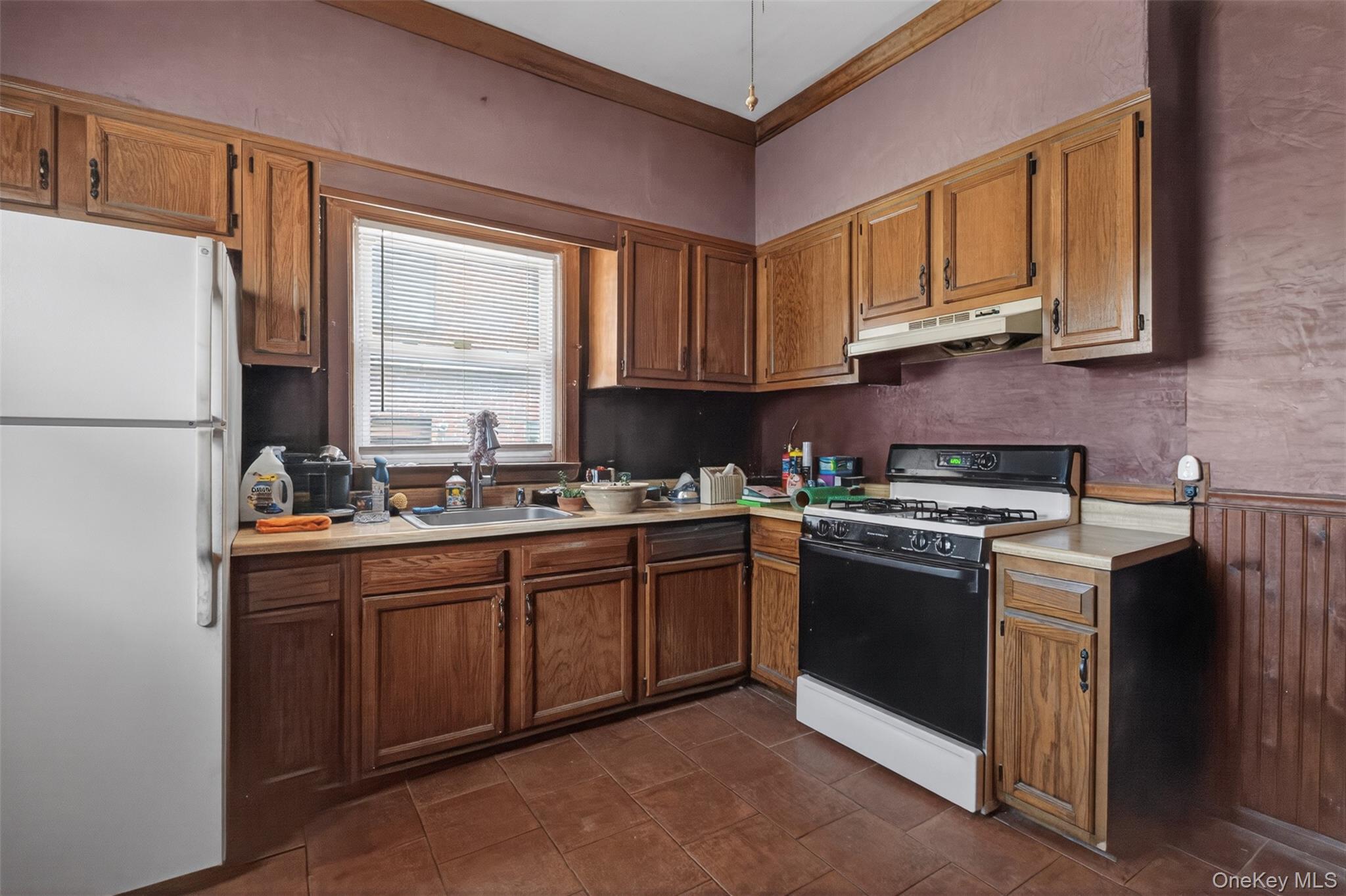 124-128 W Lincoln Avenue Property Photo 19