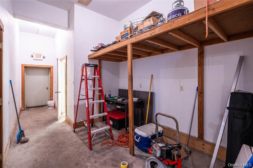8 State Route 17m Property Photo 12