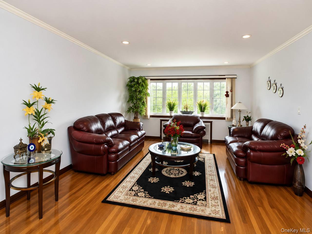 360 Terrace Avenue Property Photo 2