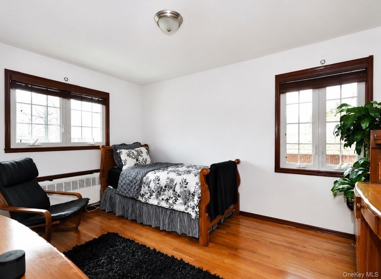 360 Terrace Avenue Property Photo 7