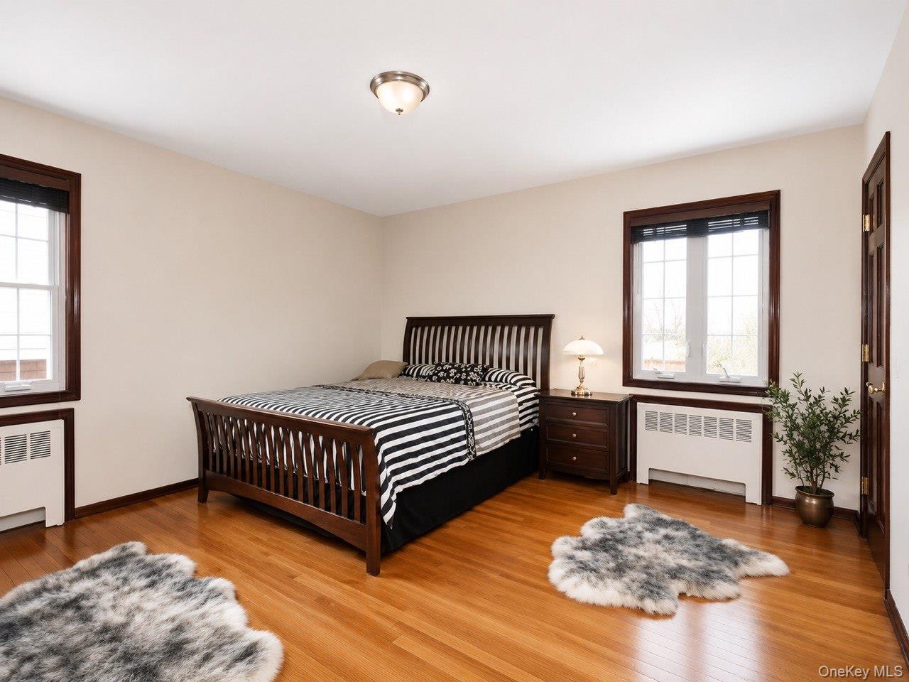 360 Terrace Avenue Property Photo 9