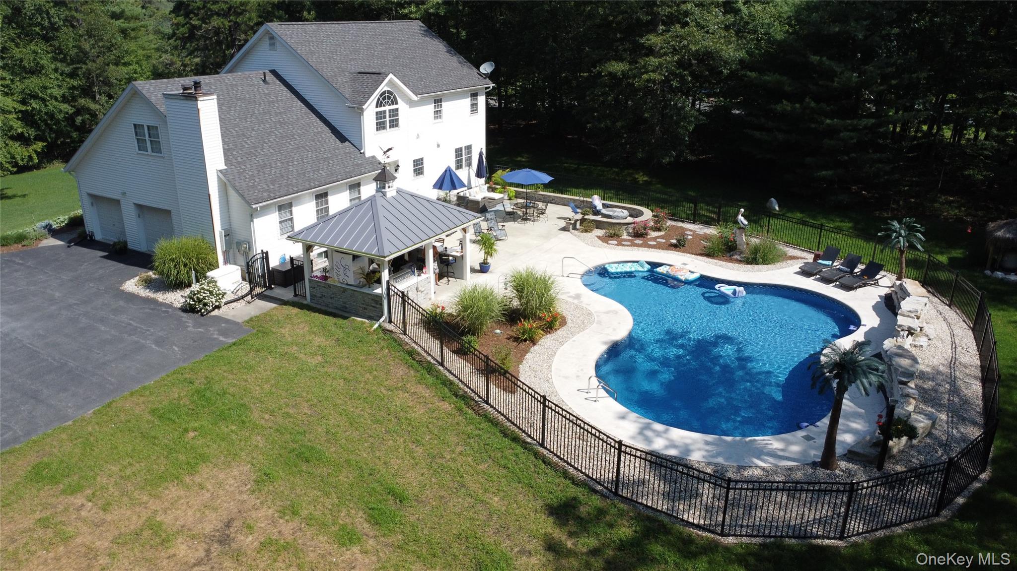 95 Weed Road Property Photo 1