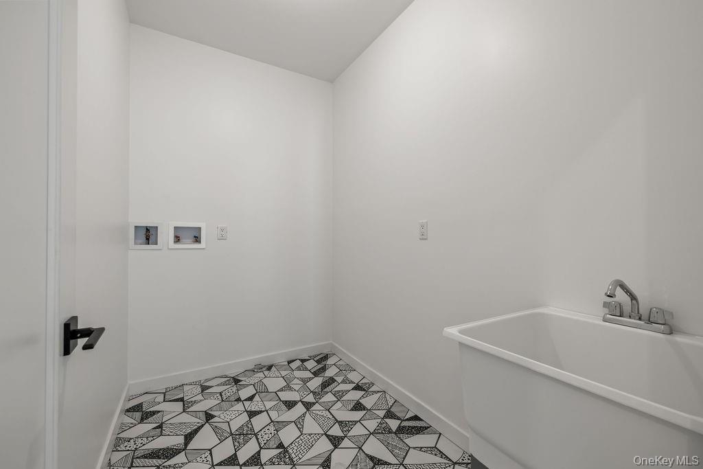 111 S Lake Spring Street 201 Property Photo 35