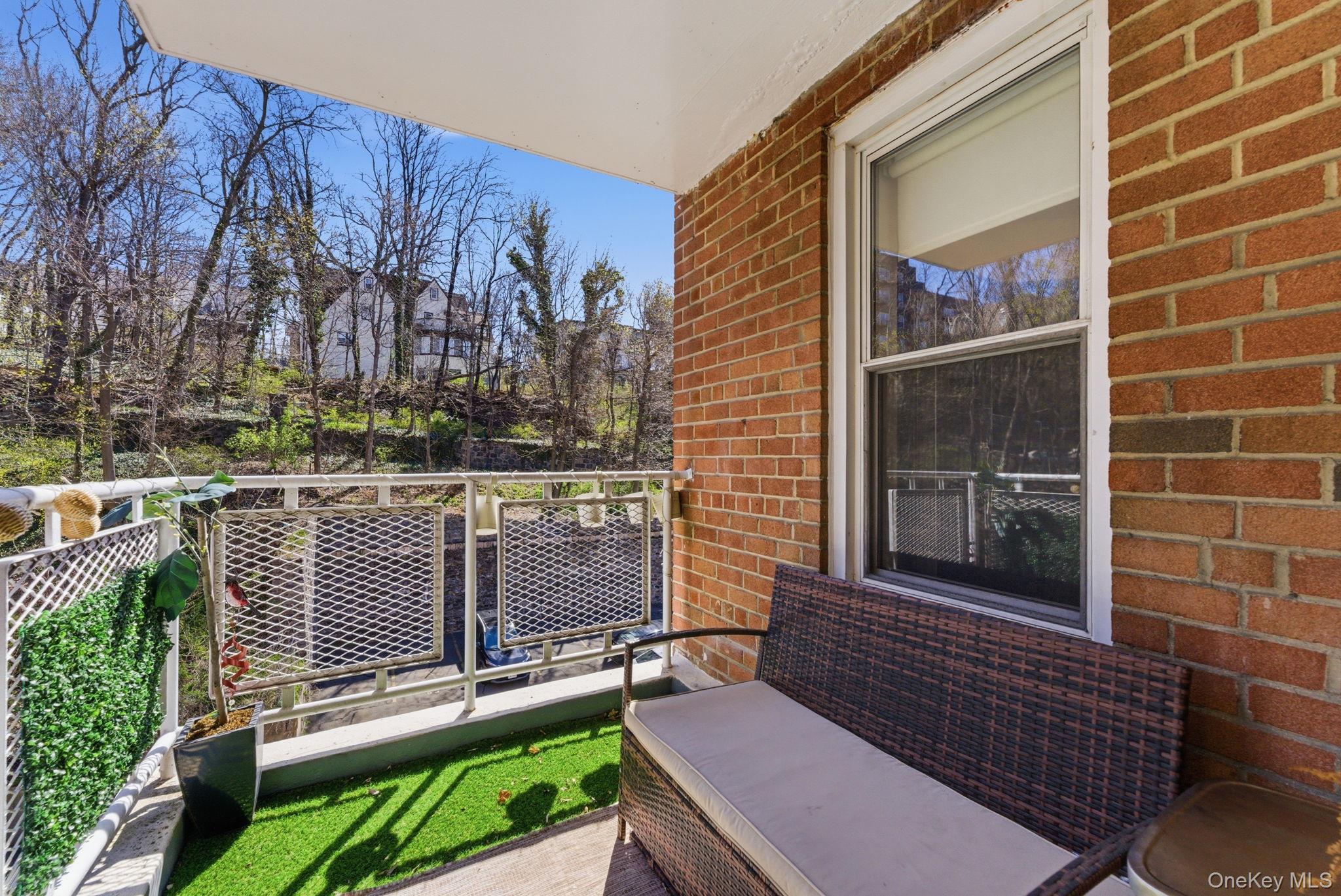 250 N Broadway 5b Property Photo 6