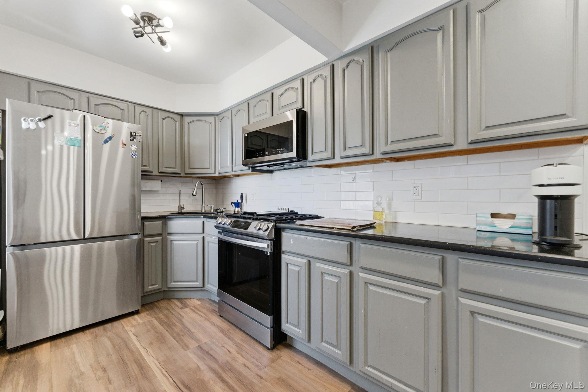 250 N Broadway 5b Property Photo 10