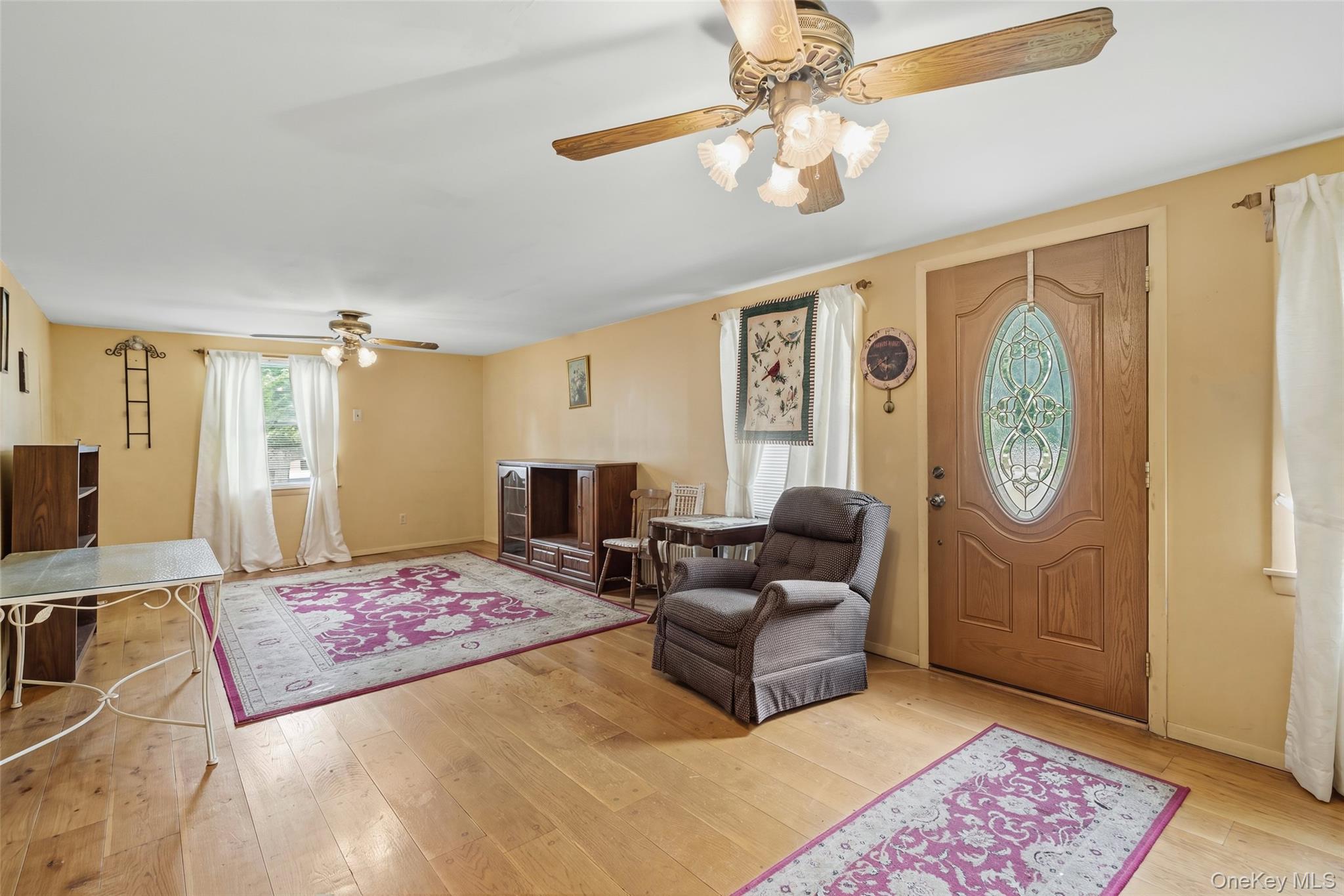 331 Kings Highway Property Photo 3