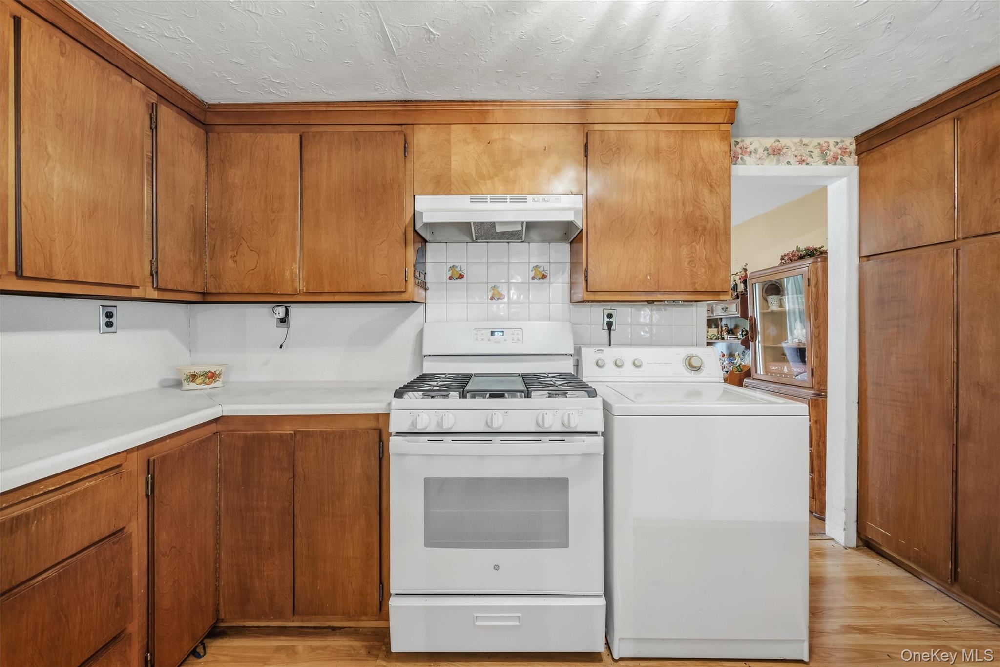 331 Kings Highway Property Photo 8