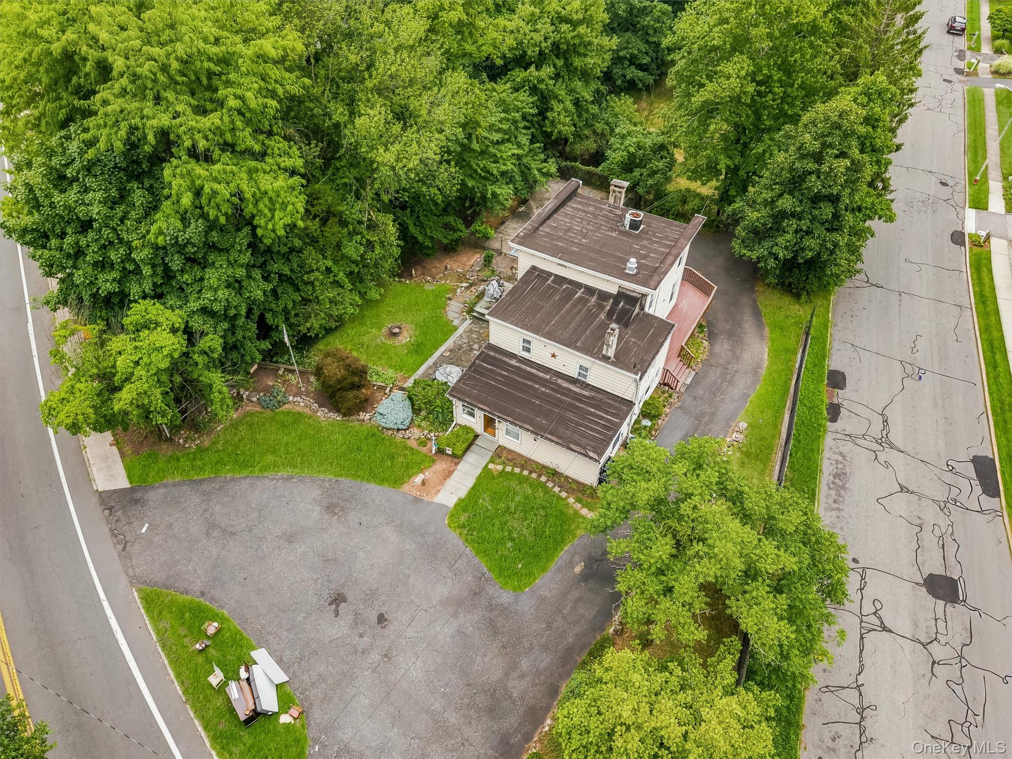 331 Kings Highway Property Photo 34