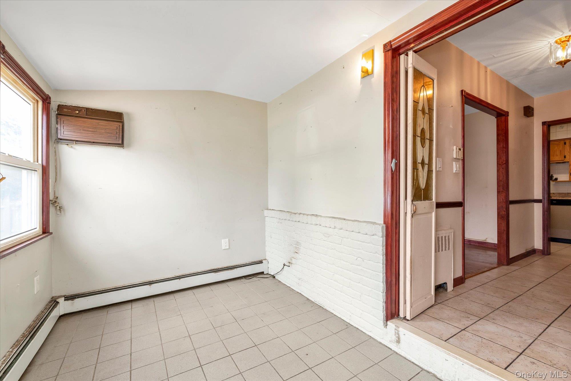 373 Argyle Road Property Photo 3