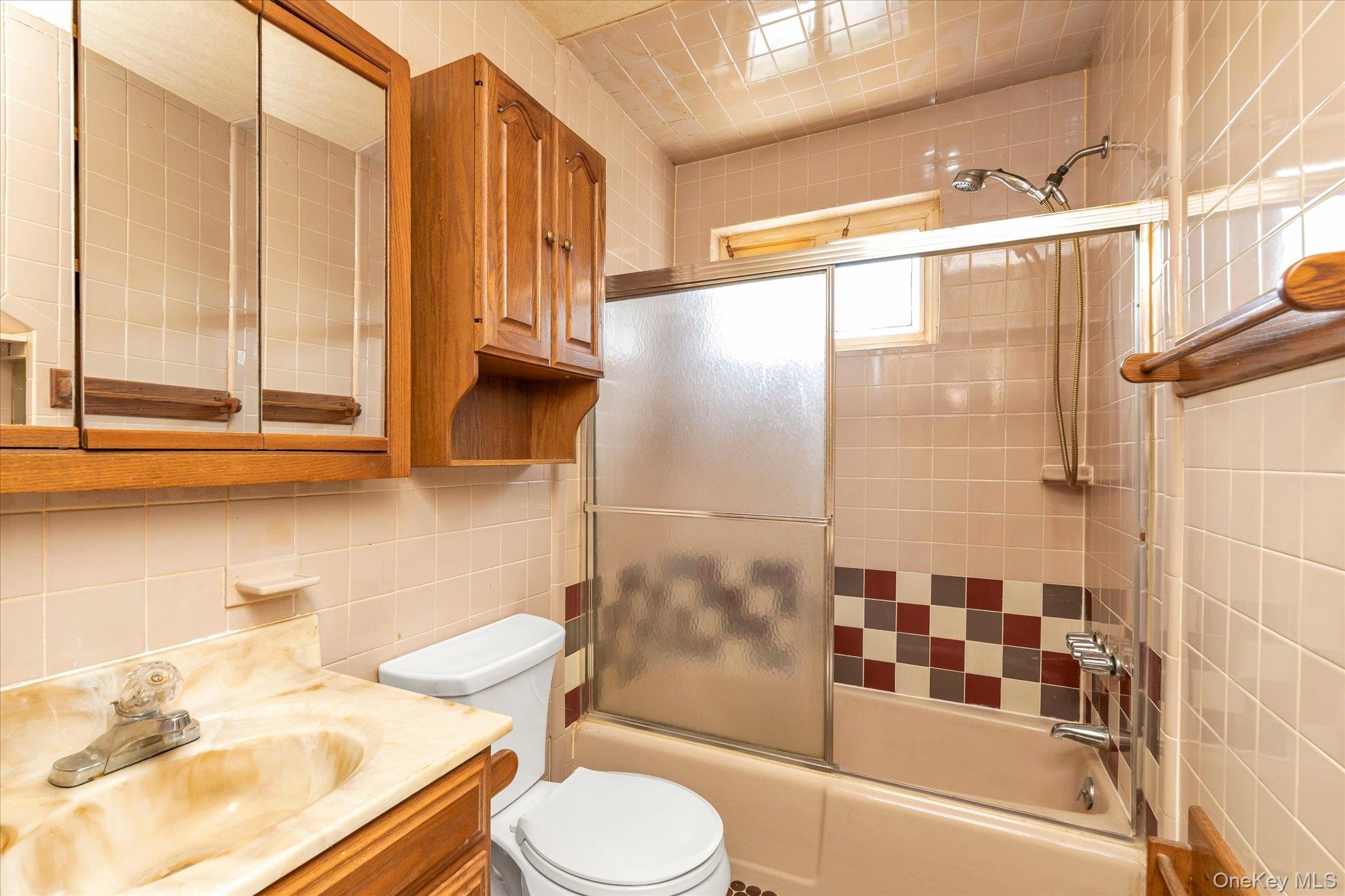 373 Argyle Road Property Photo 17