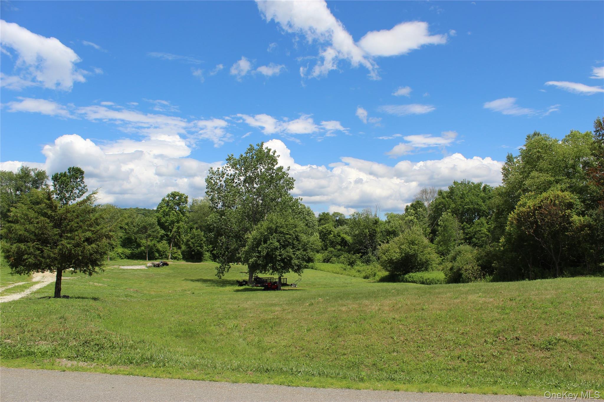 Country View Road Property Photo 1