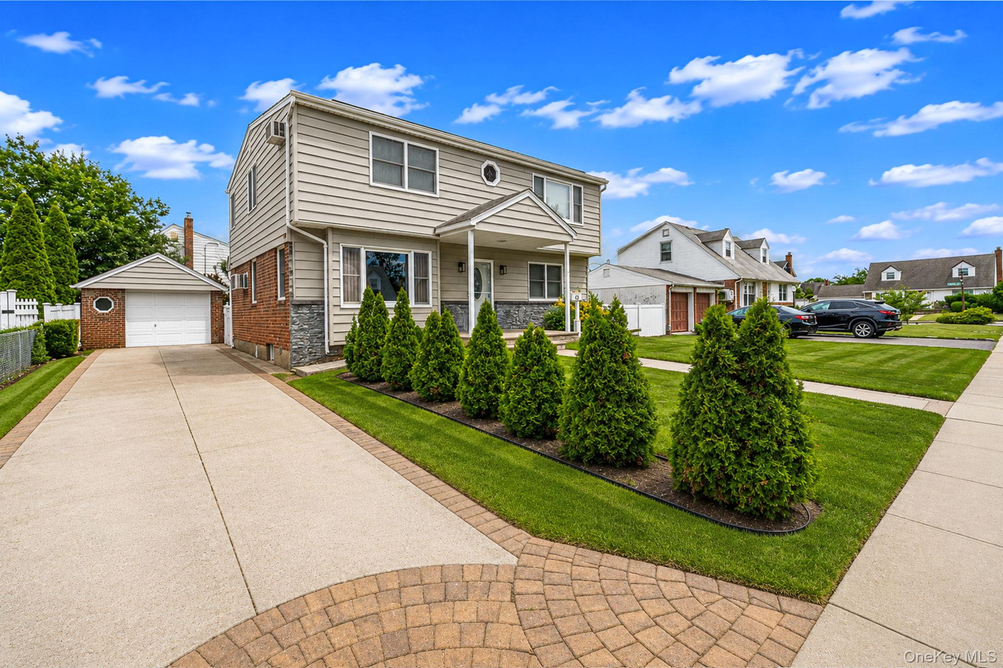 67 Douglas Drive Property Photo 1