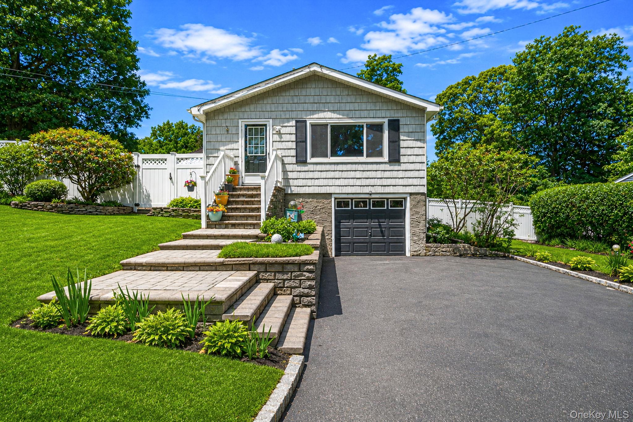 46 Longfellow Drive Property Photo 2