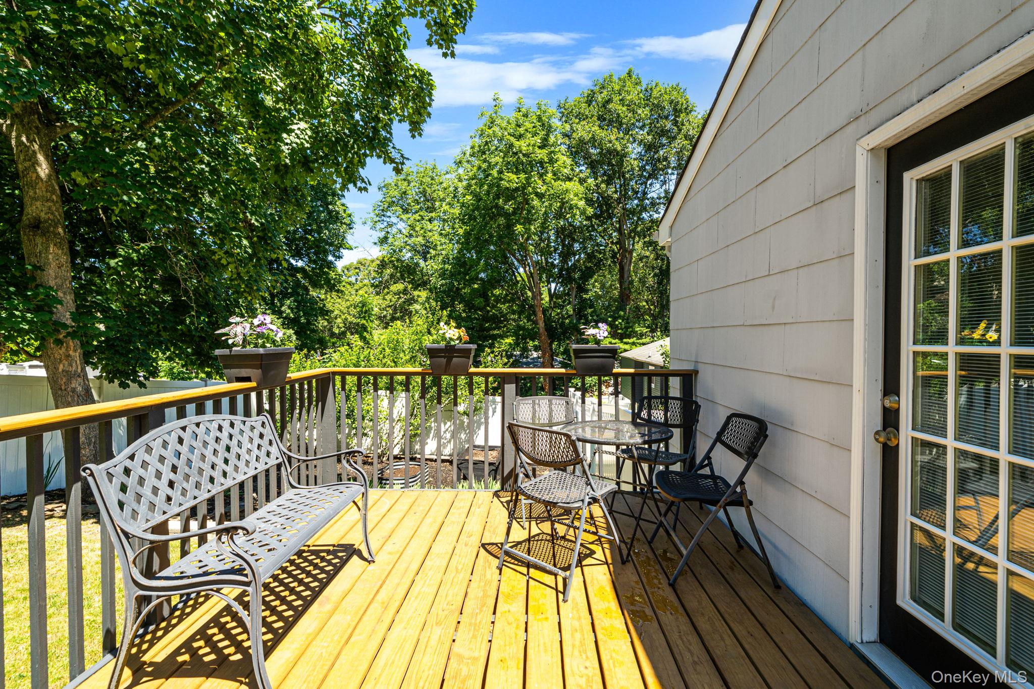 46 Longfellow Drive Property Photo 24