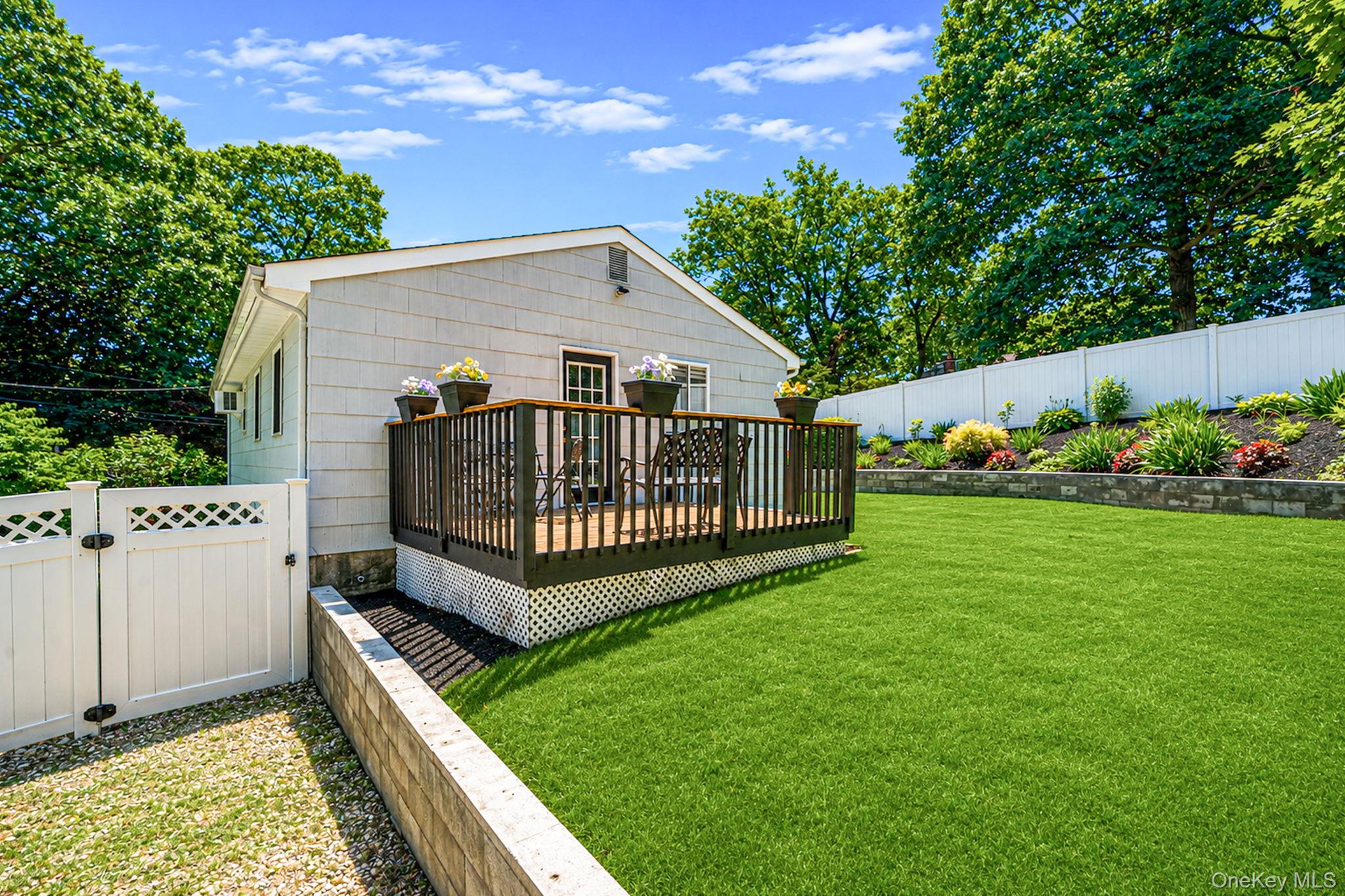 46 Longfellow Drive Property Photo 28
