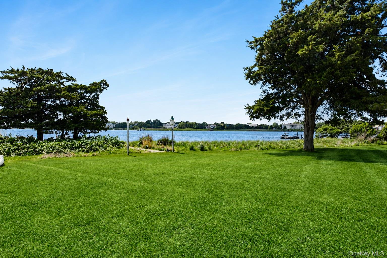 65 Shore Road Property Photo 6