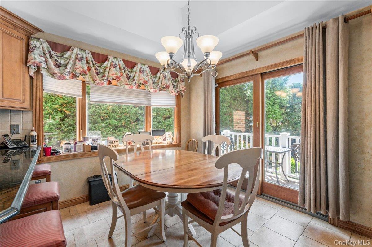 100 Cabot Road Property Photo 11