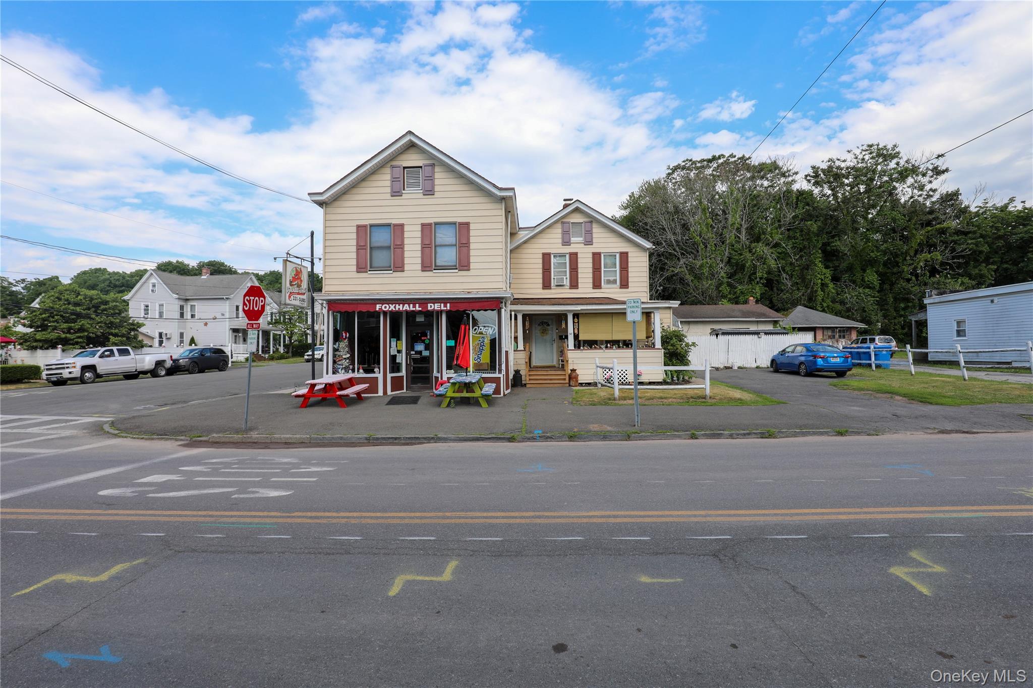 100 Foxhall Avenue Property Photo 1