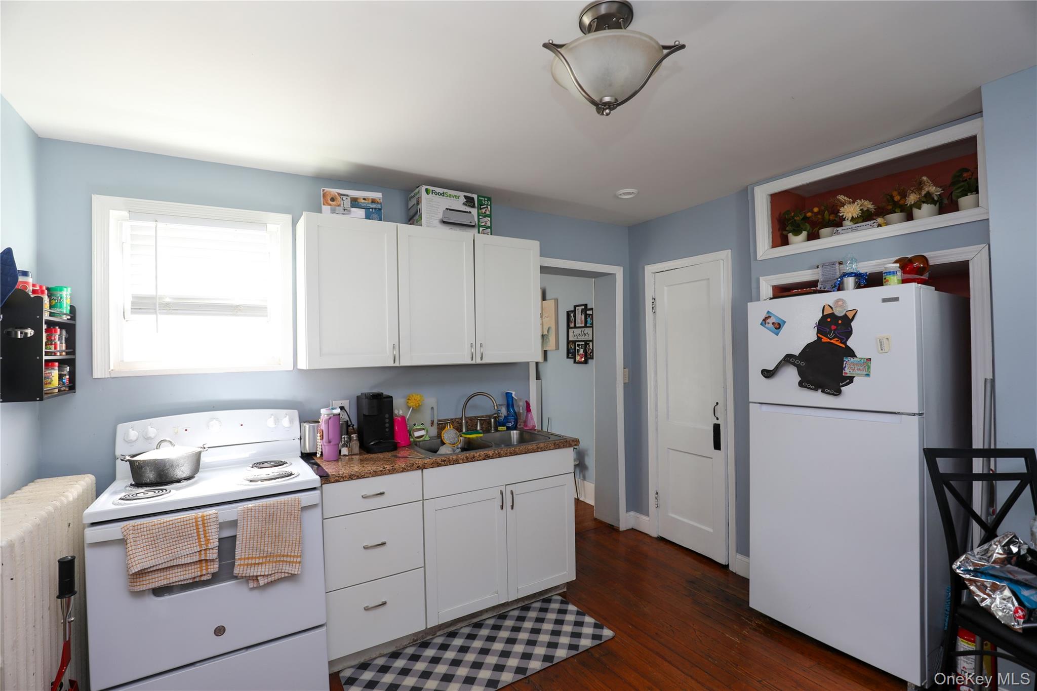 100 Foxhall Avenue Property Photo 6