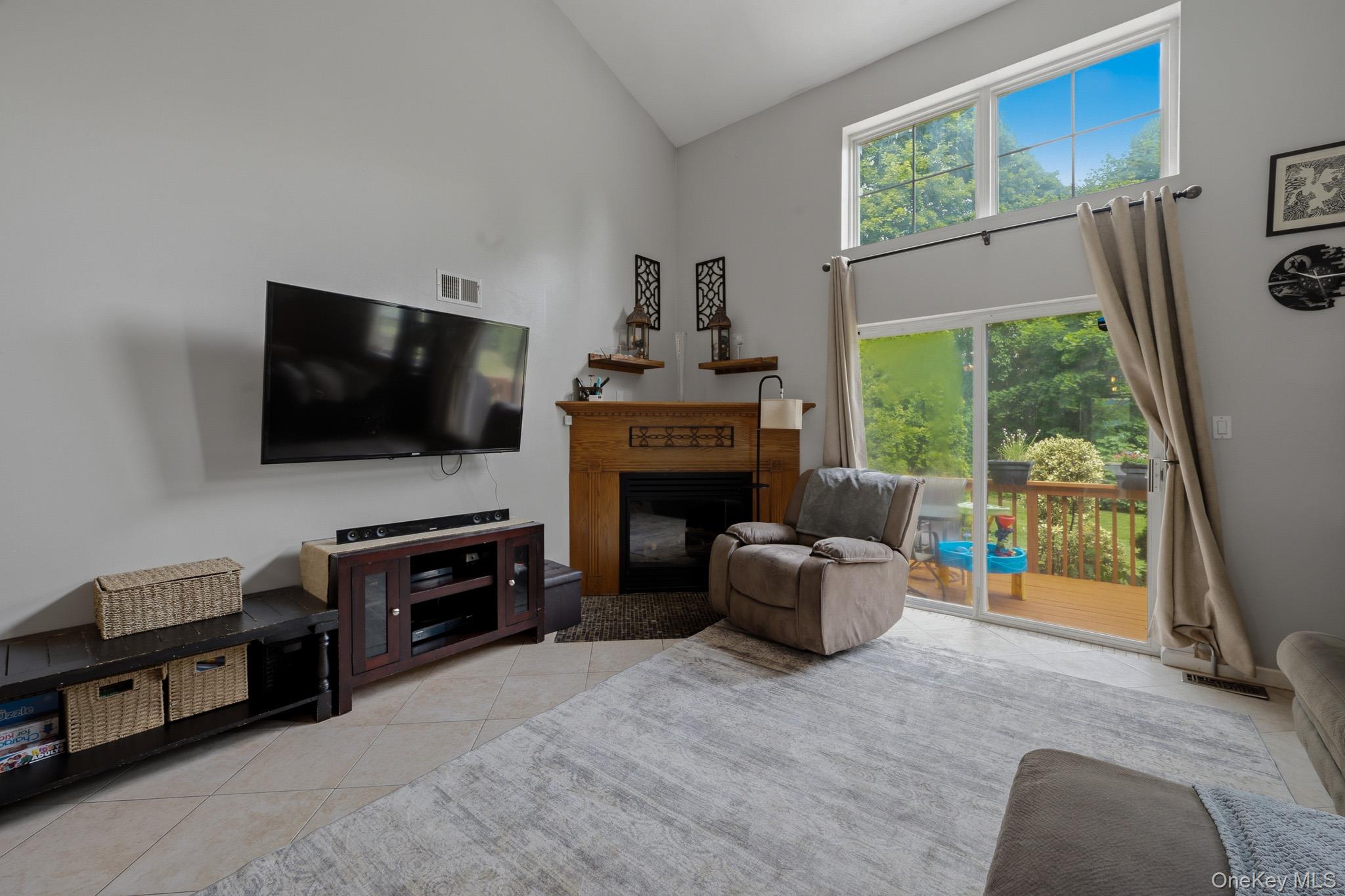 94 Broadlawn Drive Property Photo 17