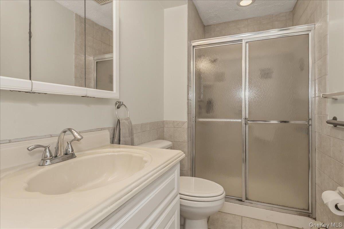 123 Avenue B Property Photo 14