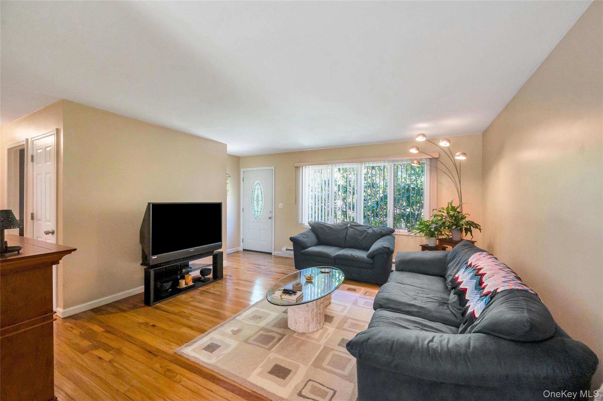 33 East Street Property Photo 7
