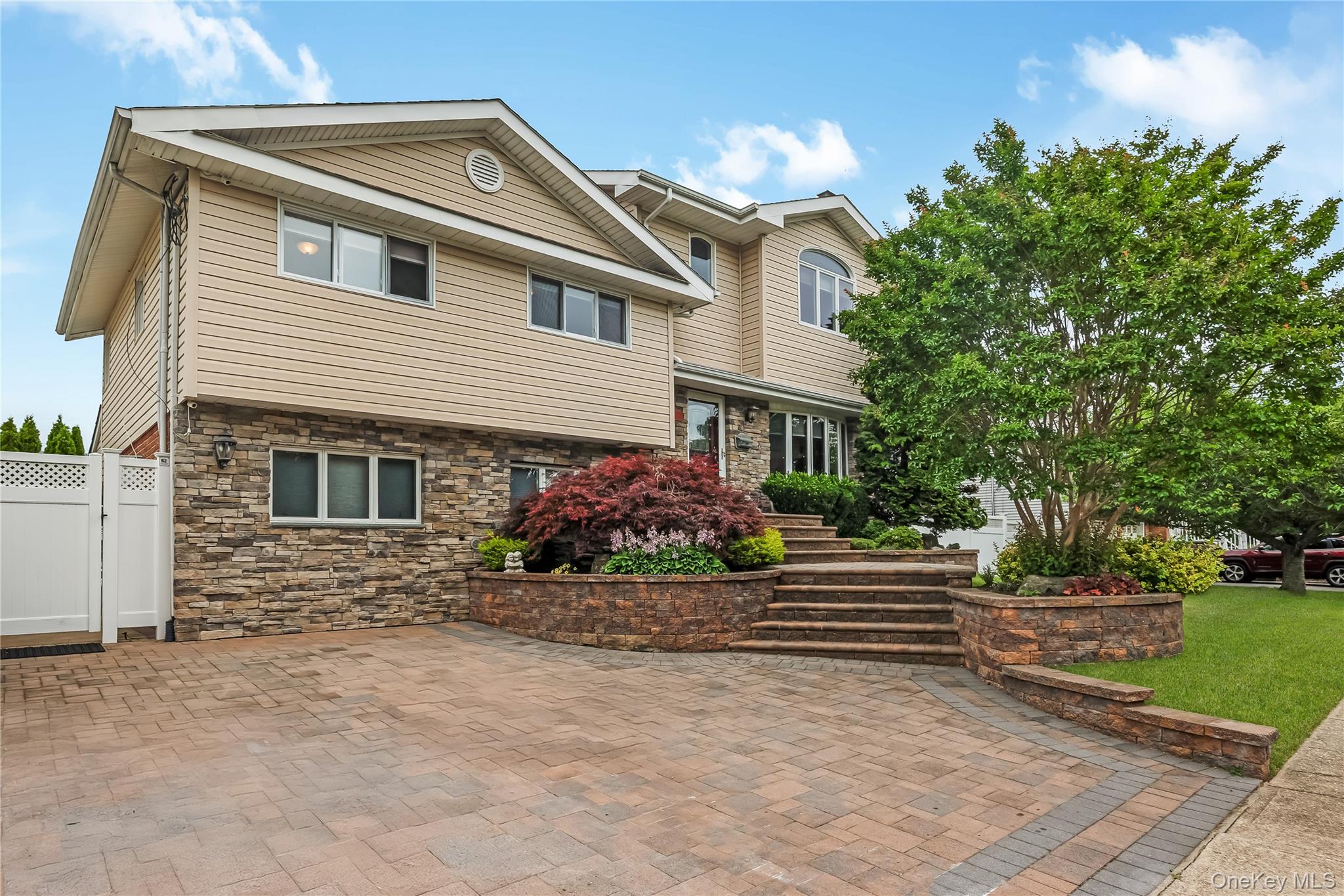 145 Washington Street Property Photo 1