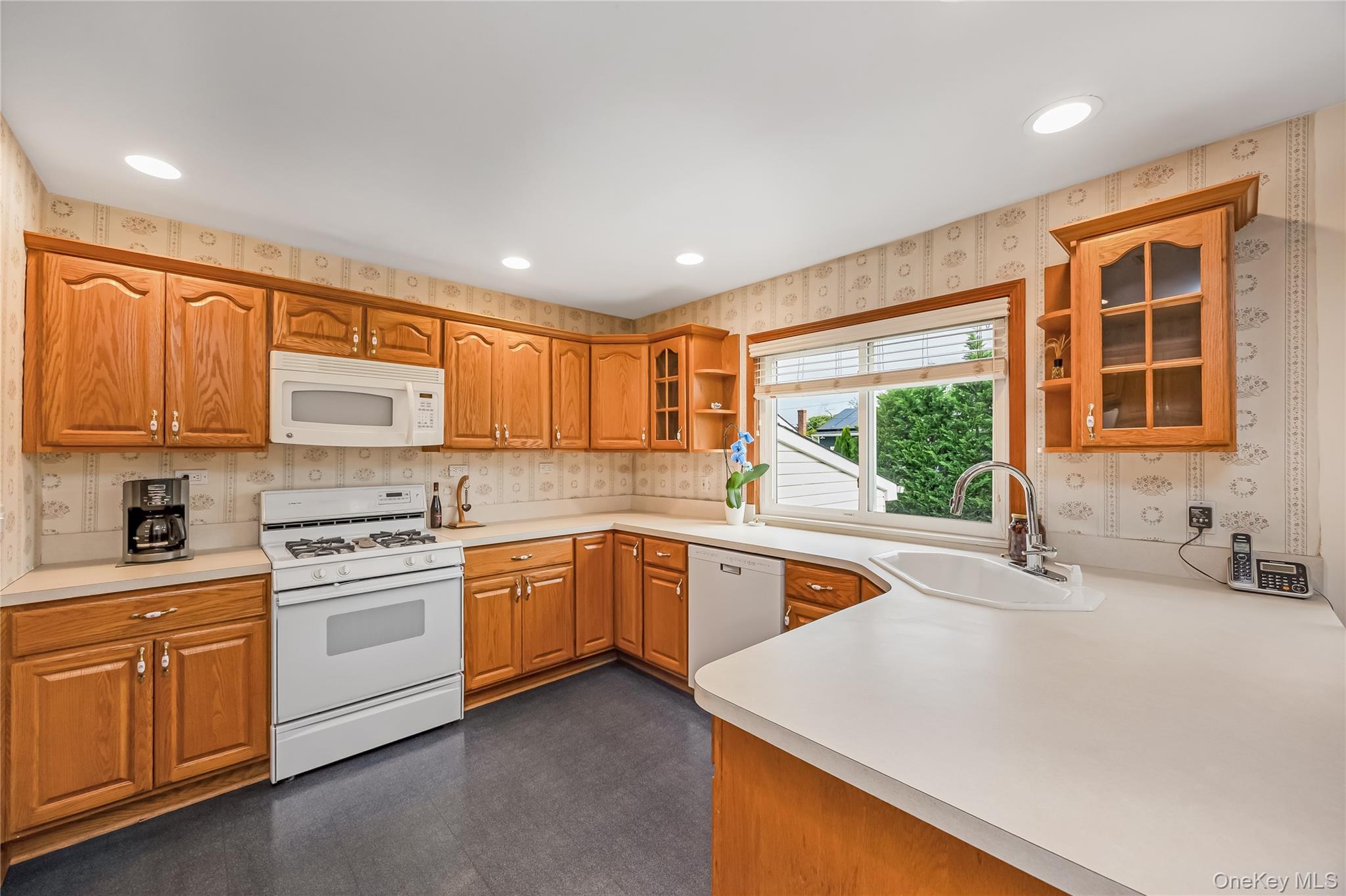 145 Washington Street Property Photo 16