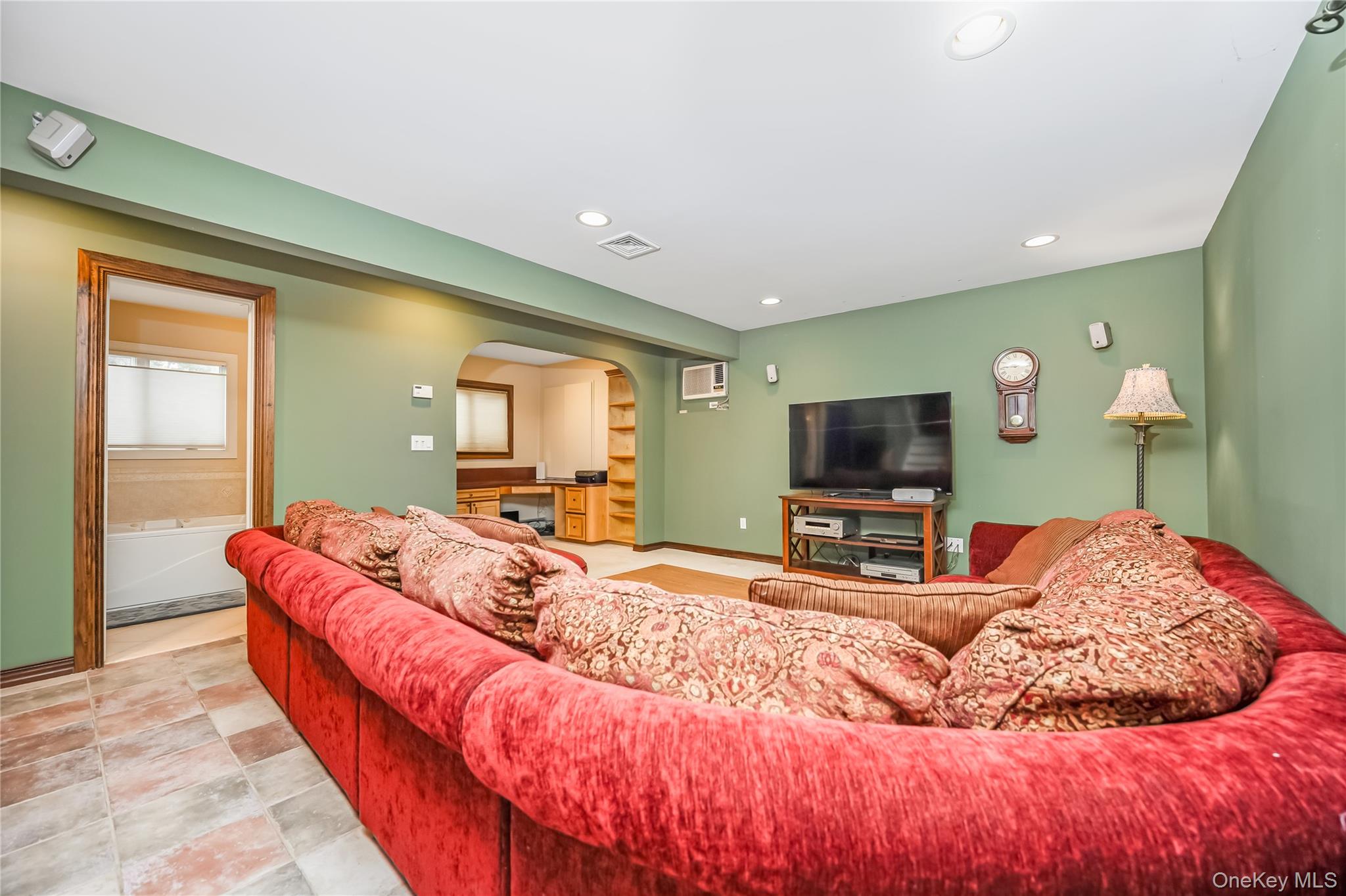 145 Washington Street Property Photo 29