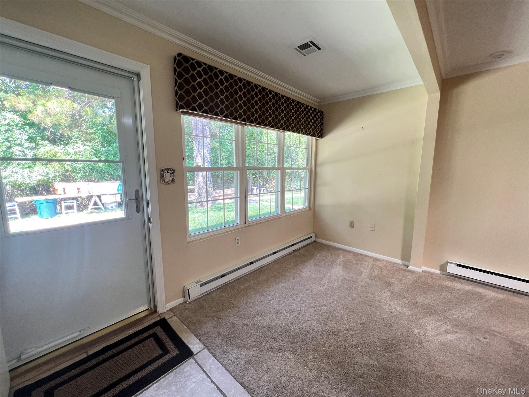 312 Woodbridge Drive B Property Photo 3