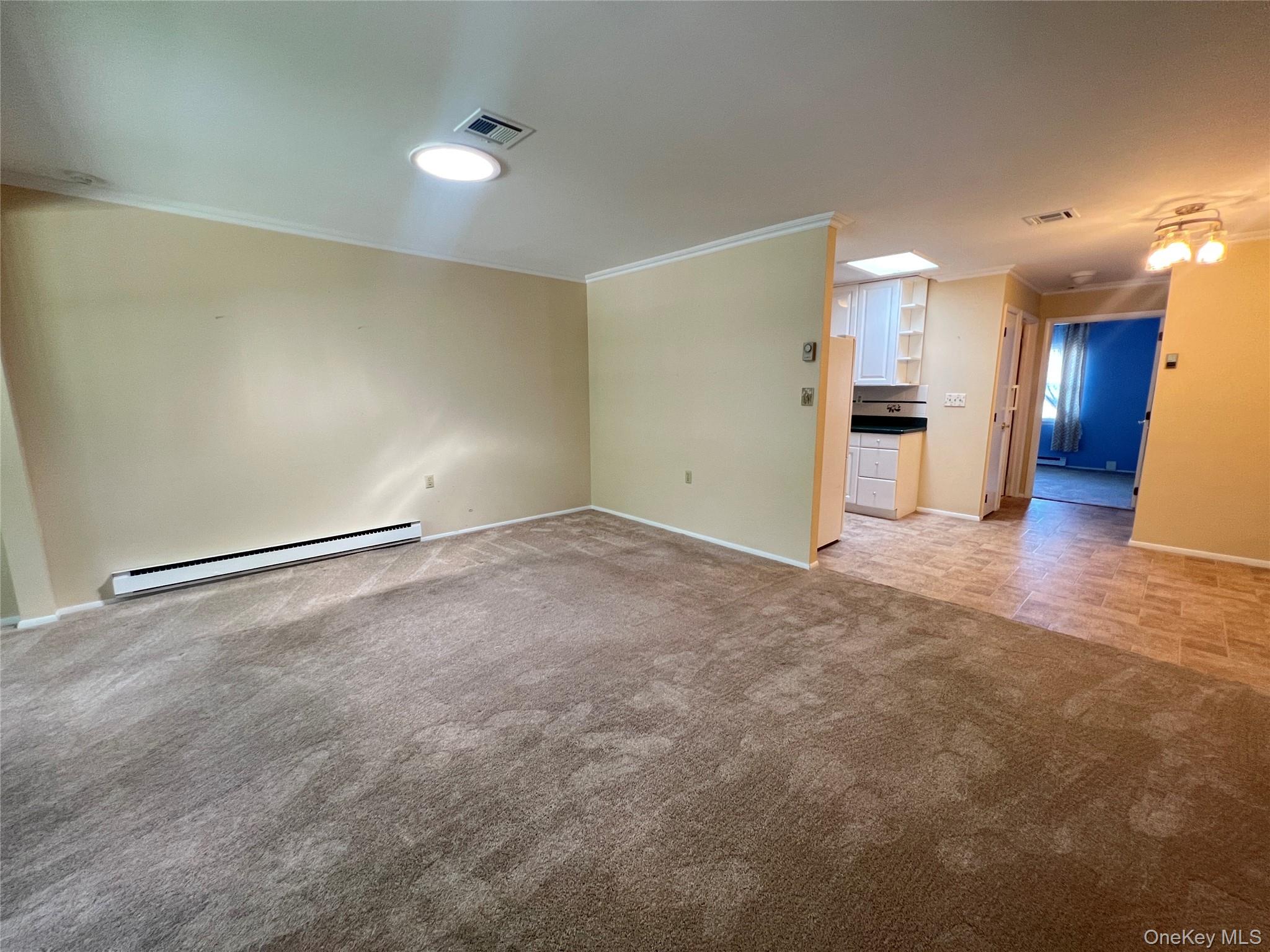 312 Woodbridge Drive B Property Photo 5