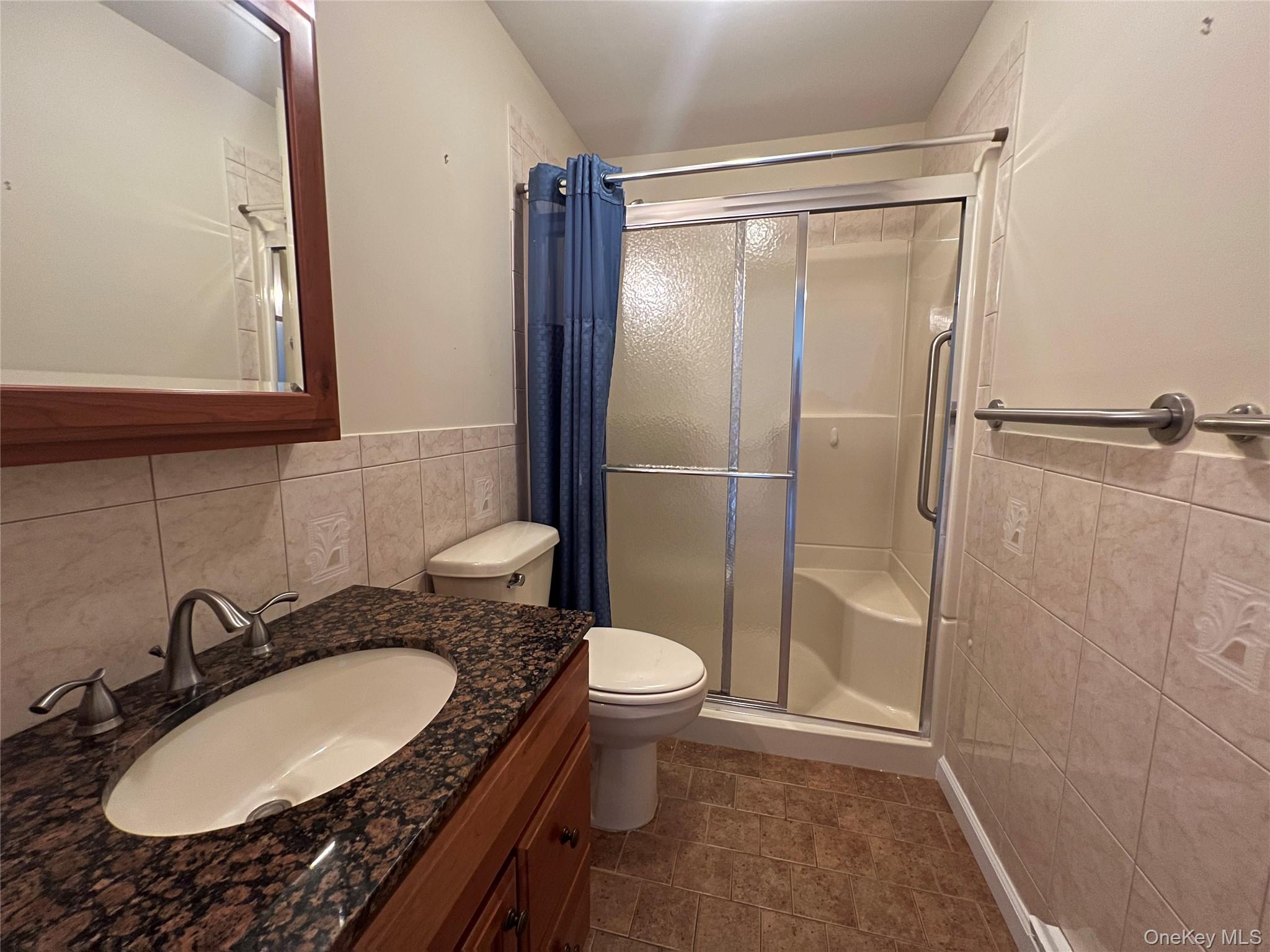 312 Woodbridge Drive B Property Photo 12